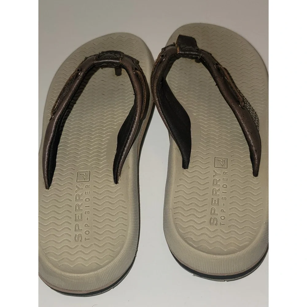 SPERRY Bluefish Thongs Flip Flips 12M Leather Unisex Youth Boys Girls YG42399